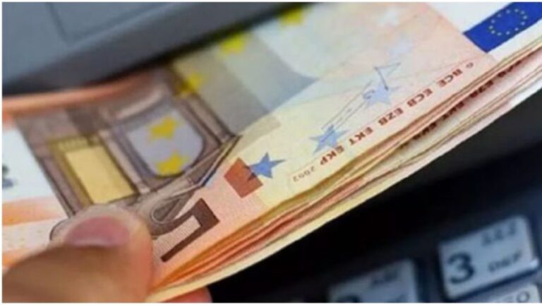 ΔΥΠΑ: Ποιοί δικαιούνται επίδομα 722 ευρώ (εφάπαξ)