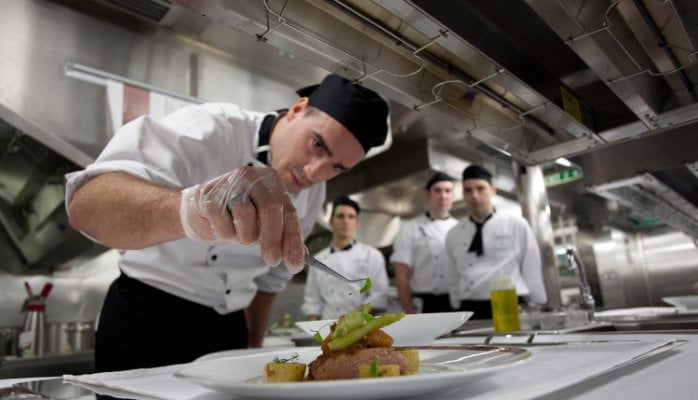 Λονδίνο: Θέσεις για σεφ σε ελληνικό εστιατόριο