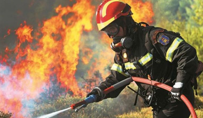 «Ερχονται» 1.300 προσλήψεις για πυροσβέστες