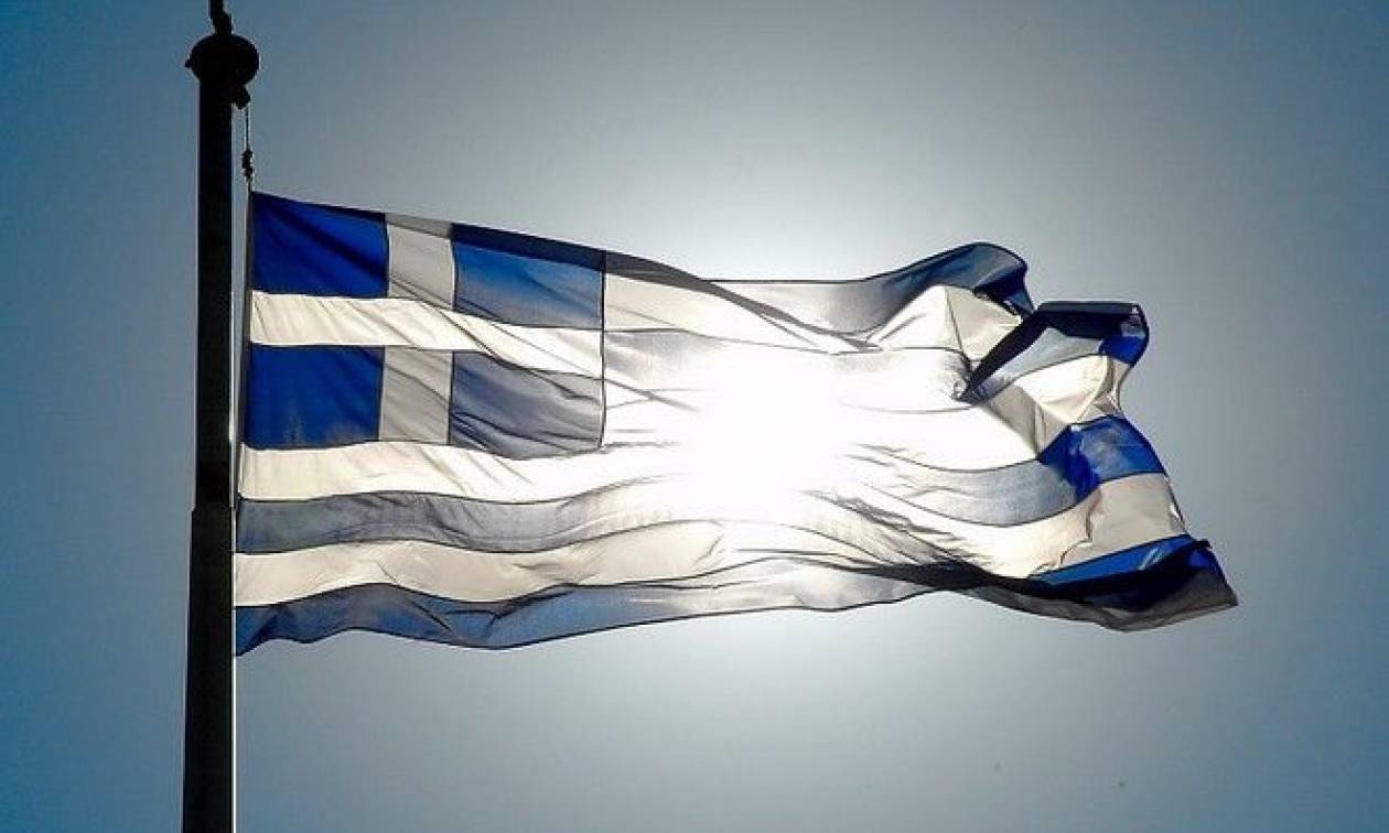 Γιορτάζει η Ελλάδα
