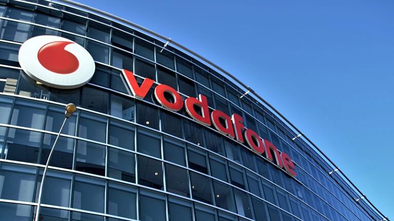 Vodafone: Δουλειά άμεσα σε 31 σημεία - Δείτε αναλυτικά που