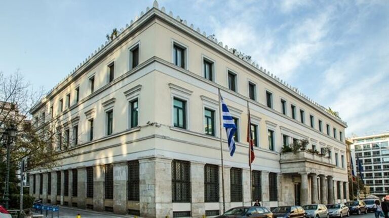 ΑΣΕΠ: Αιτήσεις τώρα για 63 προσλήψεις στο δήμο Αθηναίων