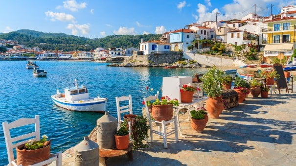 North Evia-Samos Pass: Αυξάνονται έως 8.000 τα voucher των 150 ευρώ
