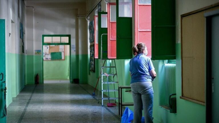 Νέα προκήρυξη για σχολικές καθαρίστριες στο δήμο Καντάνου – Σελίνου