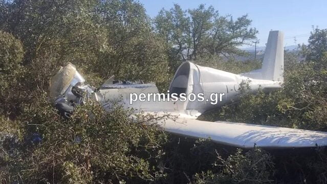 Συντριβή μονοκινητήριου αεροπλάνου στην Αθηνών-Λαμίας – Νεκρός ο πιλότος