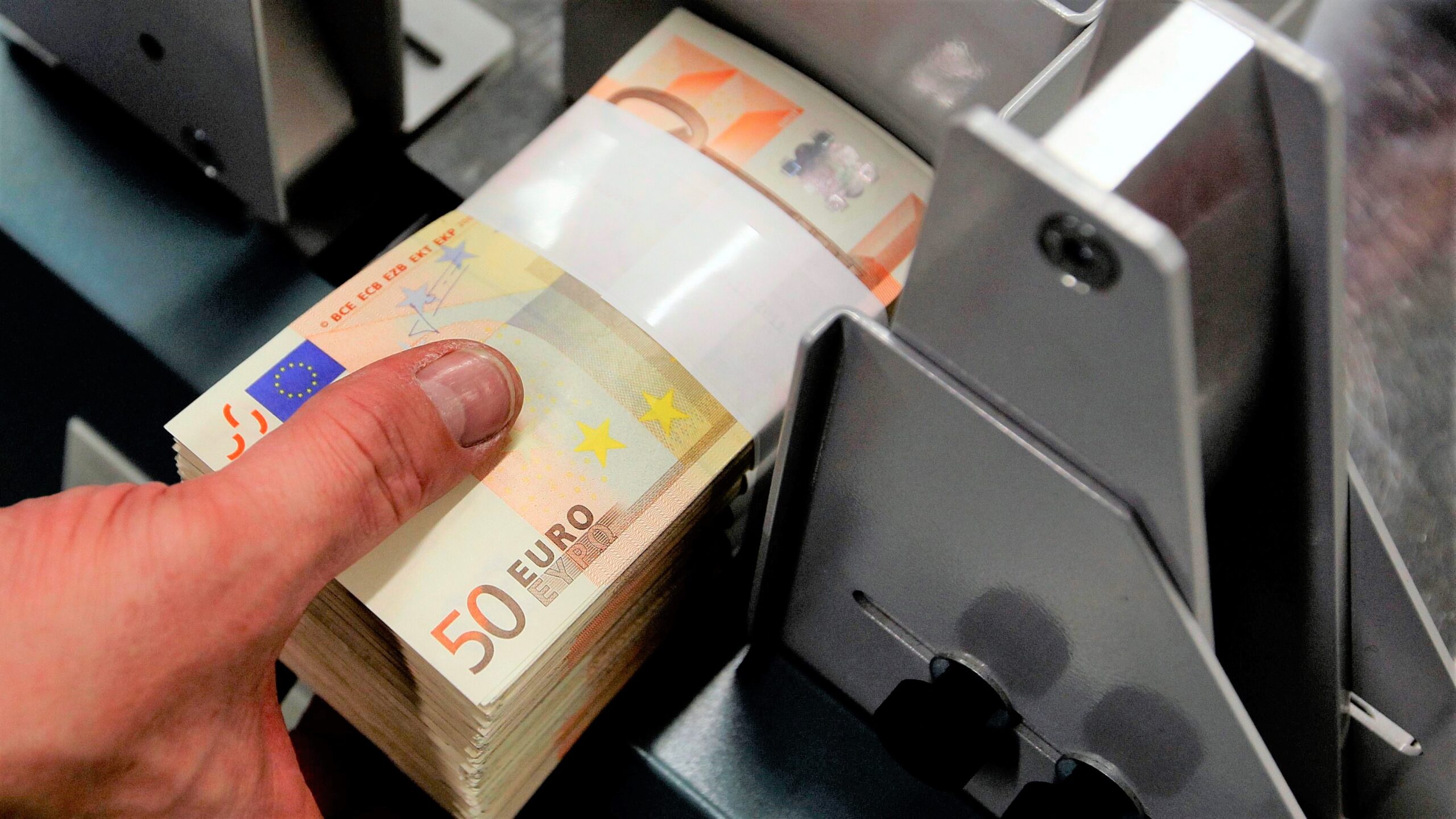 Εθνική Τράπεζα: Νέα δάνεια έως και 5 εκατ. ευρώ για μικρομεσαίες επιχειρήσεις