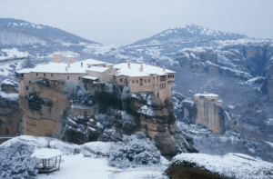 meteora snow