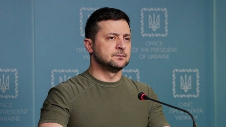 Ουκρανία: Ο Ζελένσκι ζητά από τη Δύση μαζική στρατιωτική βοήθεια για να «σταματήσει το κακό»