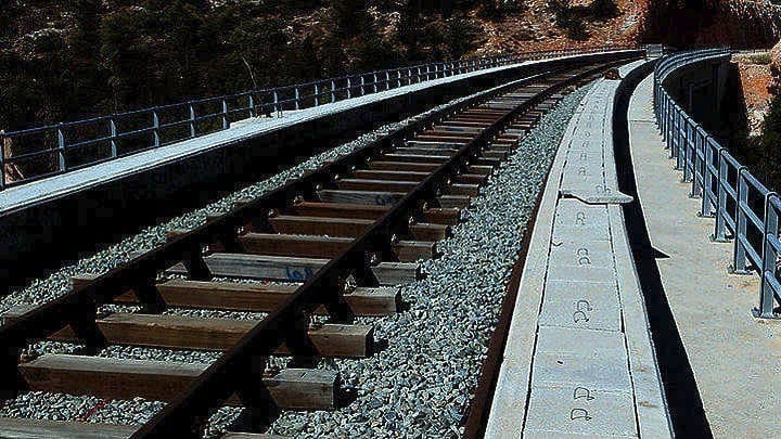 Κακοκαιρία «Μπάρμπαρα»: Ακυρώθηκαν δρομολόγια της Hellenic Train