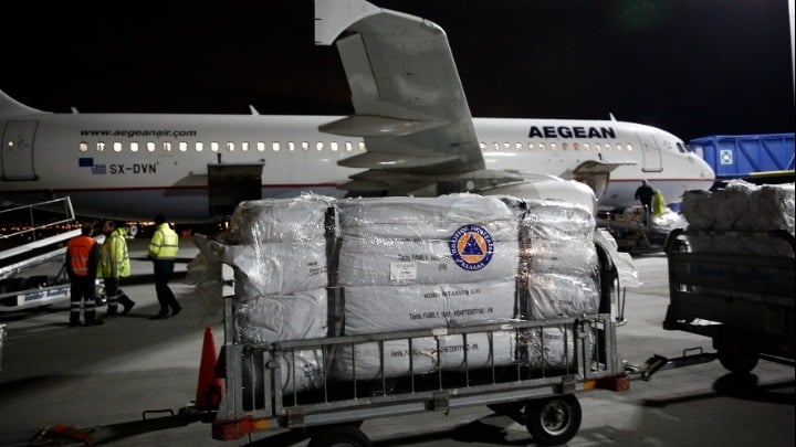 Η Ελλάδα στέλνει 90 τόνους ανθρωπιστικής βοήθειας στην Τουρκία
