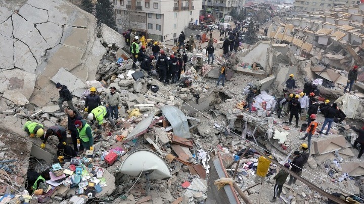 Εκτίμηση: Πόσοι θα φτάσουν οι νεκροί στην Τουρκία