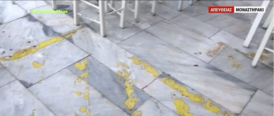 Αποκάλυψη σοκ: Πάνω σε καφετέρια πέφτει η έξοδος κινδύνου του σταθμού του ΗΣΑΠ στο Μοναστηράκι (Βίντεο)
