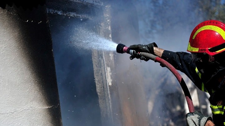 Χαϊδάρι: Υπό έλεγχο η πυρκαγιά σε διαμέρισμα