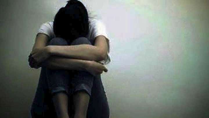 Νέα Σμύρνη: Τα μηνύματα που «καίνε» τους βιαστές της 14χρονης
