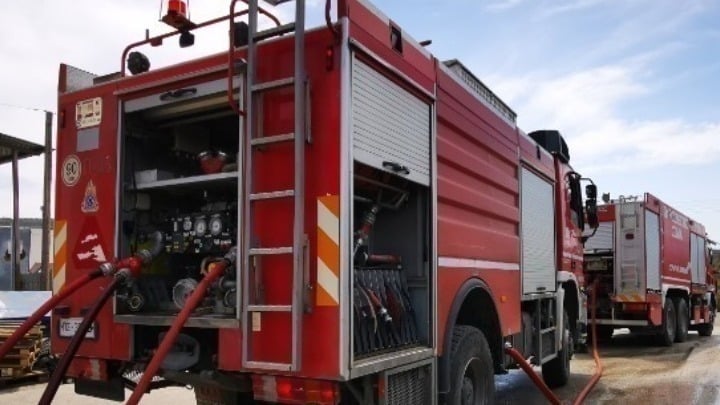 Αττική Οδός: Φορτηγό πήρε φωτιά εν κινήσει