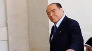 w06 92050w14153014SilvioBerlusconi