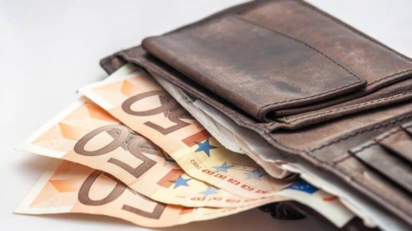 ΔΥΠΑ: Πέντε δικαιολογητικά για επίδομα 479€ το μήνα