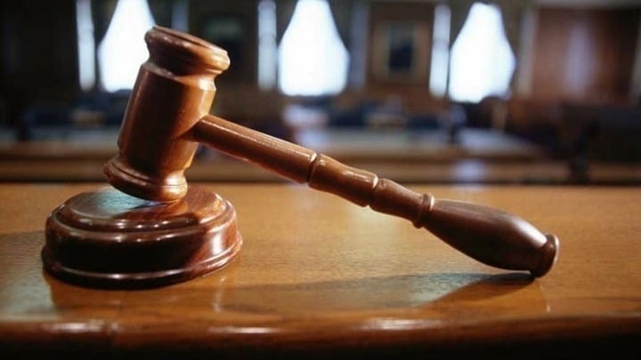 Τύρναβος: Ανατέθηκαν σε επιμελητές οι 4 κατηγορούμενοι για ομαδικό βιασμό