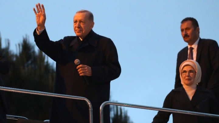 Εκλογές στην Τουρκία: Νικητής ο Ερντογάν με 52,13%