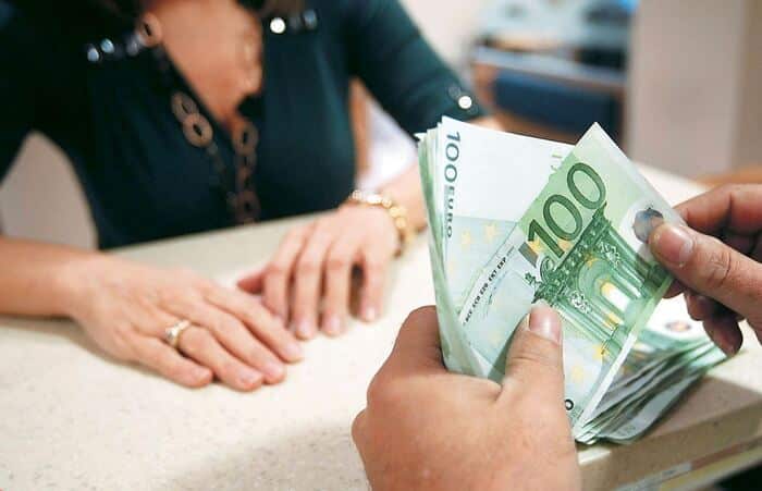 Επίδομα έως 1.000 ευρώ σε 5.000 δικαιούχους