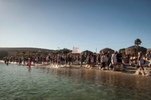 Νέα εγκύκλιος: Σε ποιες παραλίες απαγορεύεται η κολύμβηση στην Αττική