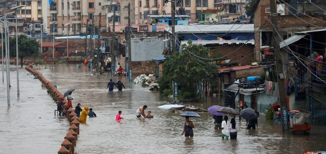 Νεπάλ: Τουλάχιστον 38 νεκροί λόγω των κατολισθήσεων και των πλημμυρών