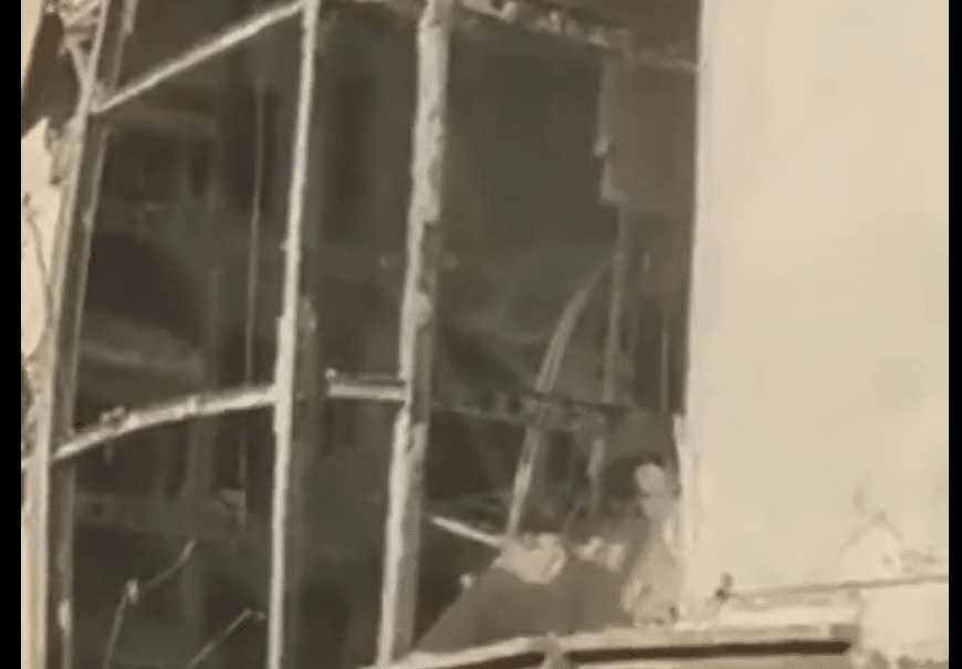 Ιράν: Τέσσερις νεκροί από κατάρρευση κτιρίων (vid)