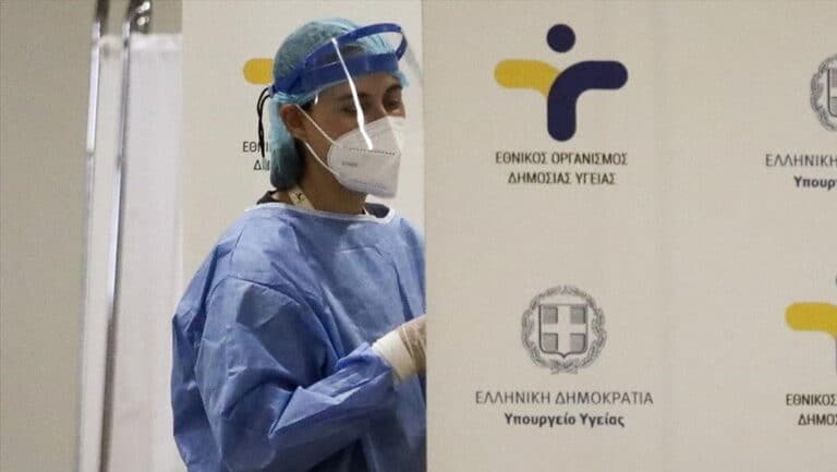 ΕΟΔΥ: Τέσσερα κρούσματα του ιού του Δυτικού Νείλου στην Αττική