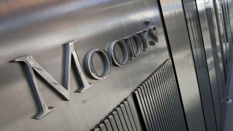 Moody’s: Διπλή αναβάθμιση του αξιόχρεου της Ελλάδας σε Ba1 από Ba3