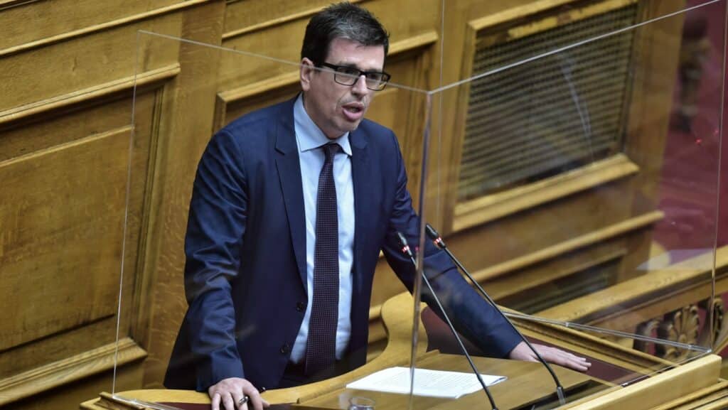 Μεταναστευτικό: Τι προβλέπει η τροπολογία Καιρίδη που ψηφίζεται την Τετάρτη