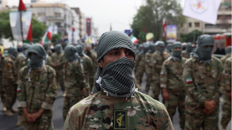 Φλέγεται η Μ. Ανατολή: 4 Φρουροί της Επανάστασης του Ιράν νεκροί