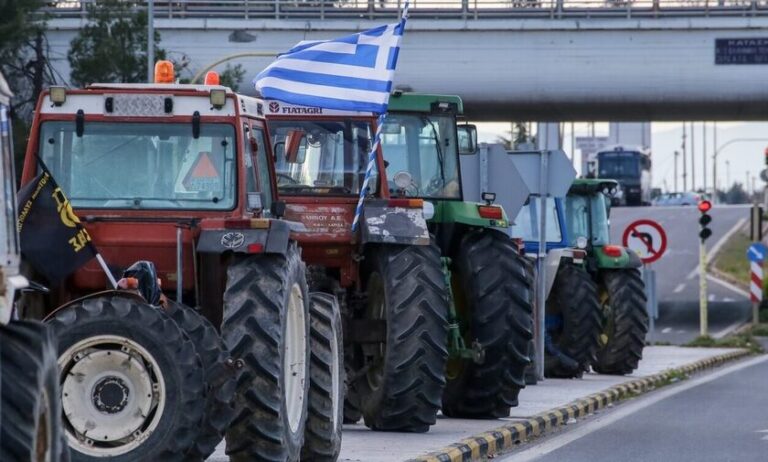 Οι αγρότες κατεβαίνουν στην Αθήνα – «Αν χρειαστεί θα κάνουμε γιορτές στα μπλόκα»