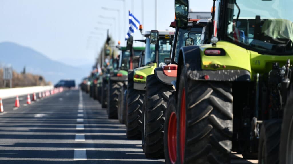 Κλιμακώνουν τις κινητοποιήσεις τους οι αγρότες στη Βοιωτία