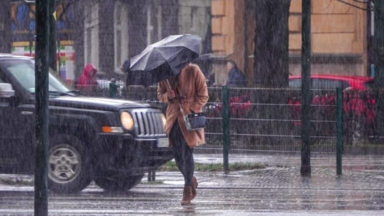 Έρχεται 5ημερη κακοκαιρία στη χώρα – Χριστούγεννα με βροχές και καταιγίδες