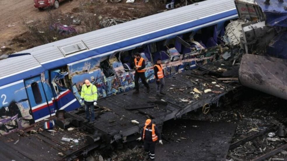 Τέμπη: Νέος πραγματογνώμονας για την έκρηξη των τρένων