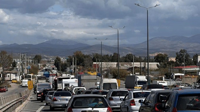 Κυκλοφοριακό έμφραγμα… διαρκείας στη Νέα Εθνική Οδό Αθηνών-Κορίνθου 