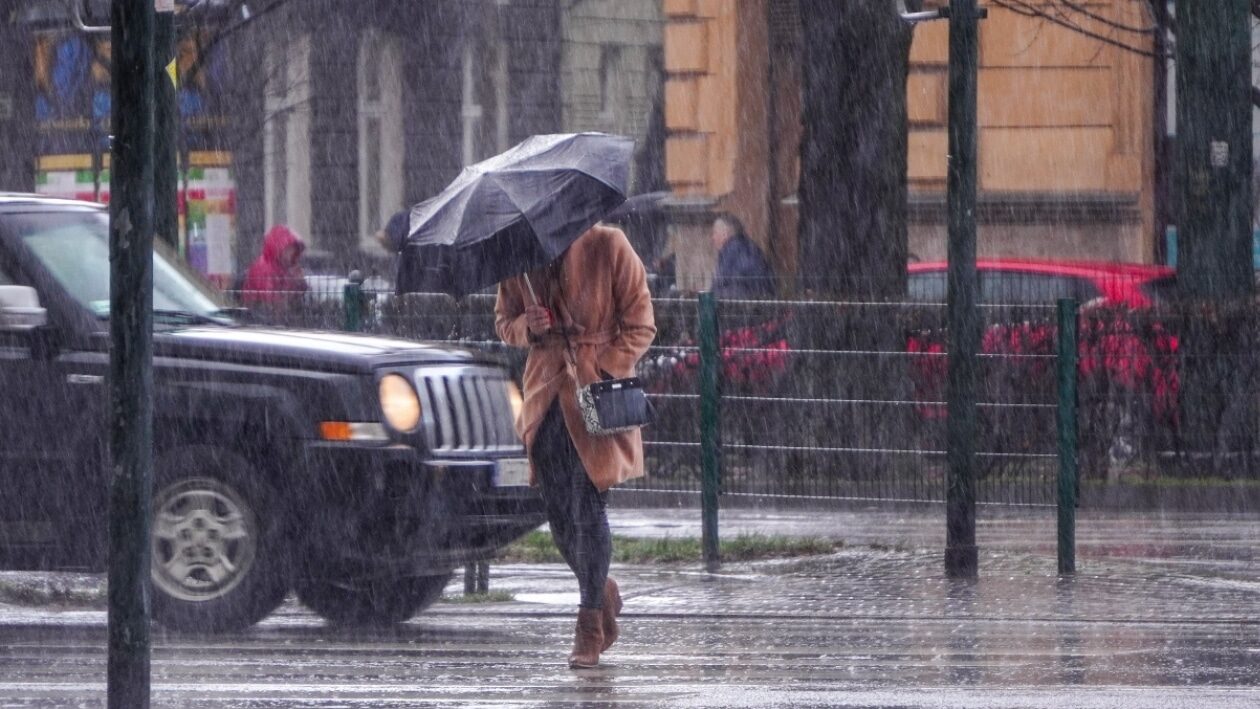 Νέο κύμα κακοκαιρίας μέσα στο Πάσχα – Βροχές και καταιγίδες σε όλη τη χώρα