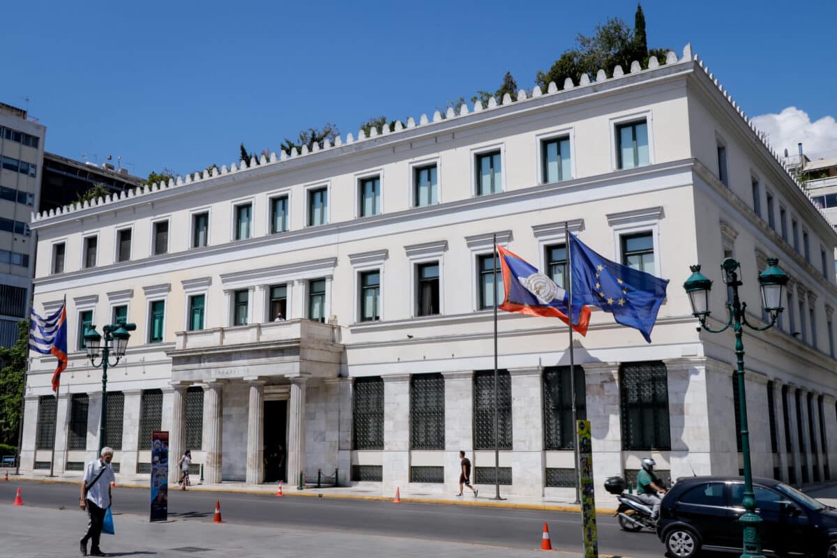 Νέο μπαράζ με 40 προσλήψεις στον Δήμο Αθηναίων