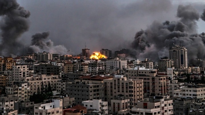 Το Ισραήλ σφυροκοπεί τη Λωρίδα της Γάζας