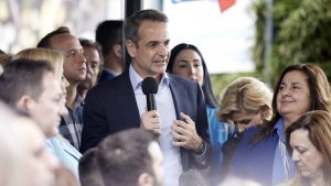 mitsotakis agora2 scaled e1714648079334