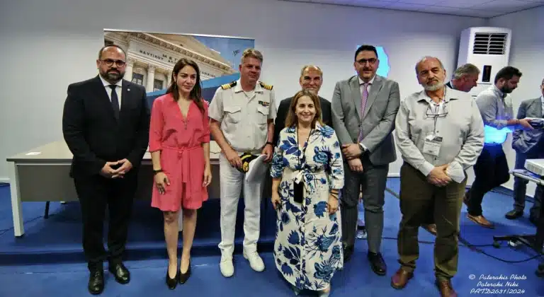 ΝΑΤ: Ελκυστικό το ναυτικό επάγγελμα για τις γυναίκες!