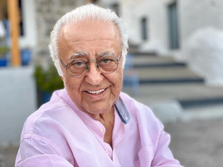 Έφυγε από τη ζωή Τάσος Μπιρσίμ, ο σκηνοθέτης του Ανδρέα Παπανδρέου
