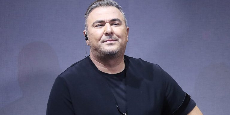 Τι είπε ο Ρέμος στην πρώτη συναυλία του μετά το σκάνδαλο της φοροδιαφυγής