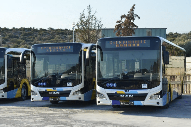 Συγκοινωνίες: Έρχεται μπαράζ προσλήψεων για οδηγούς και τεχνίτες – 900 νέα λεωφορεία