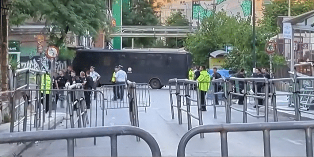 Κύκλωμα εκβιαστών: Πως σχετίζεται με το οπαδικό επεισόδιο στην Λ. Αλεξάνδρας
