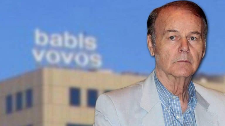 Η άνοδος και η πτώση του Μπάμπη Βωβού