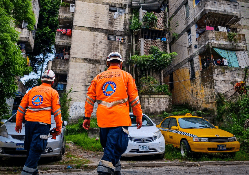 Ισχυρός σεισμός 6,1 ρίχτερ ανοιχτά του Ελ Σαλβαδόρ