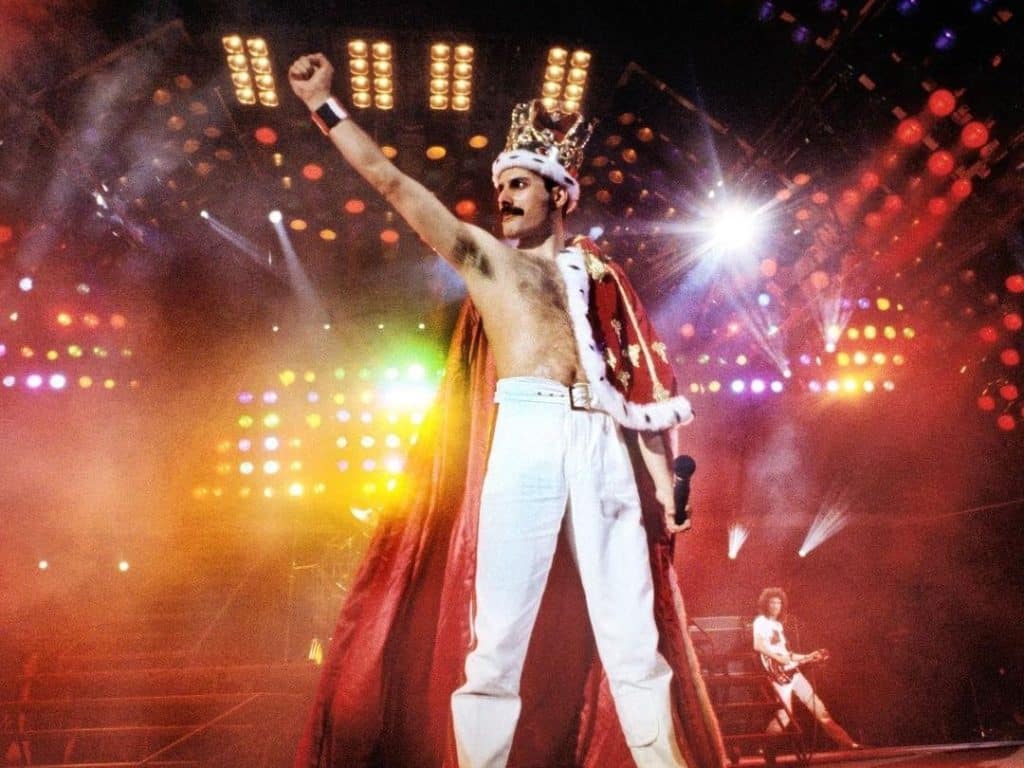 a3ca0b82 freddie mercury 02