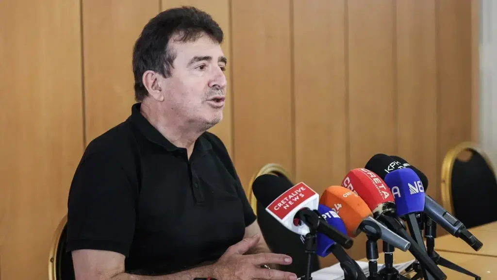Panic Button και για ανήλικα παιδιά – Τι ανακοίνωσε στη ΔΕΘ ο Μιχάλης Χρυσοχοΐδης