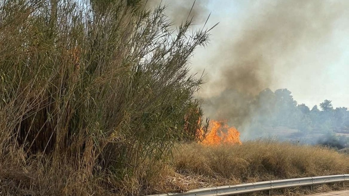 Υπό έλεγχο η πυρκαγιά που ξέσπασε στο Καπανδρίτι